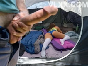 Cô bạn thân của ghệ tôi rất thích “bú” và tôi không thể không cho